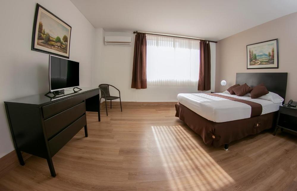 Hotel Americana Cali Extérieur photo