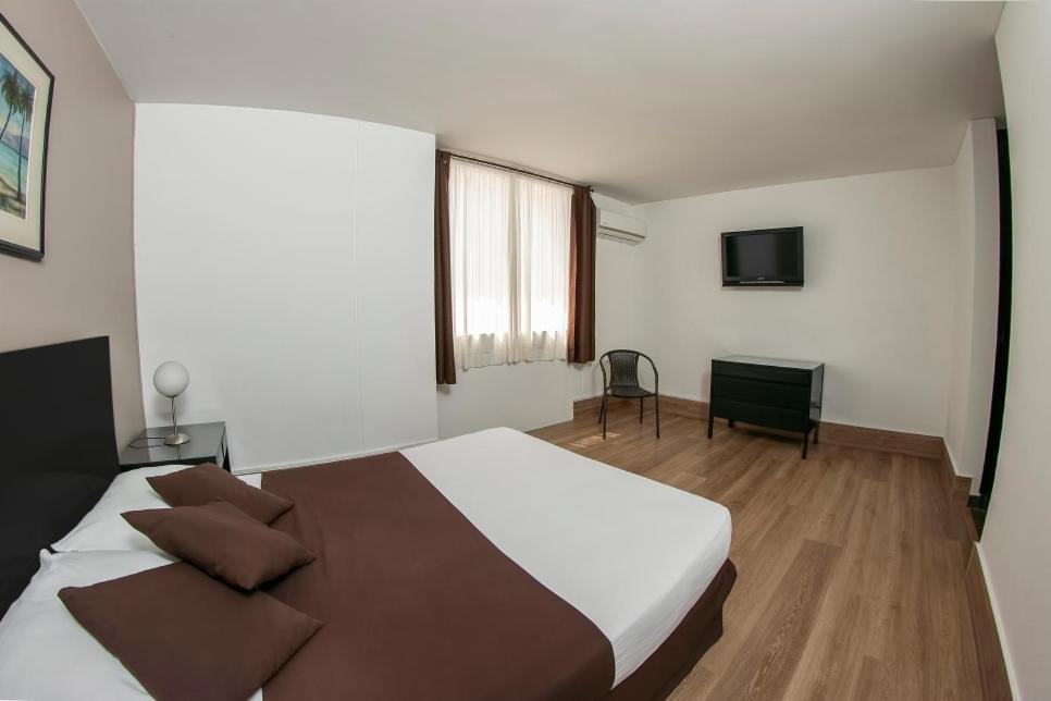 Hotel Americana Cali Extérieur photo