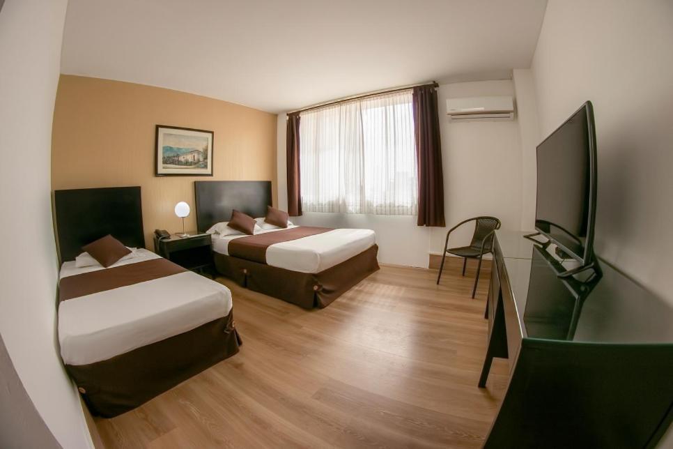 Hotel Americana Cali Extérieur photo